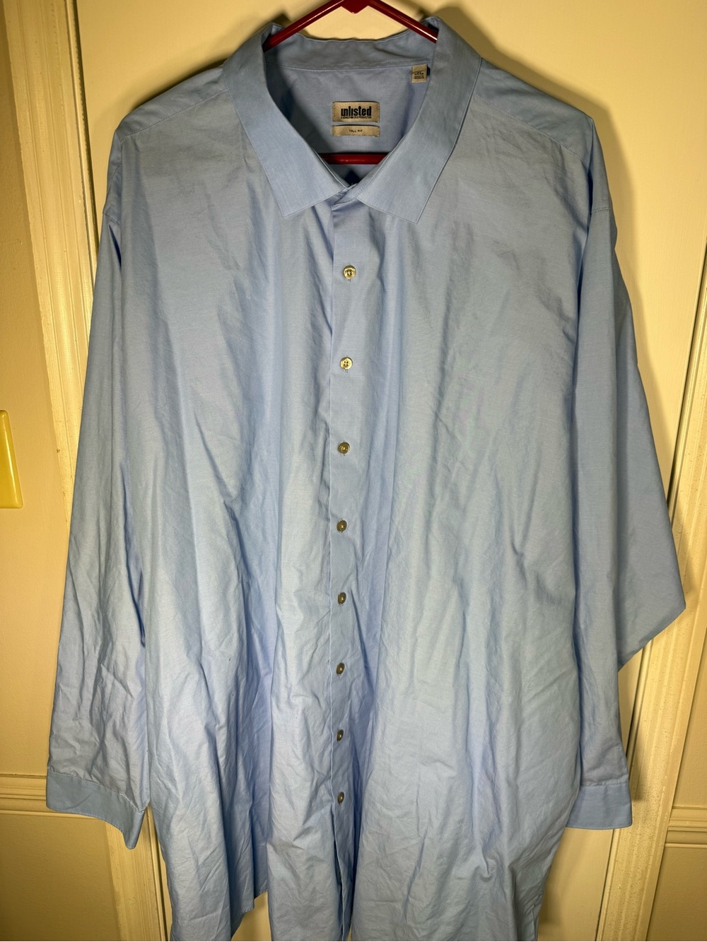 Classic Light Blue Men's Dress Shirt - Unlisted Brand